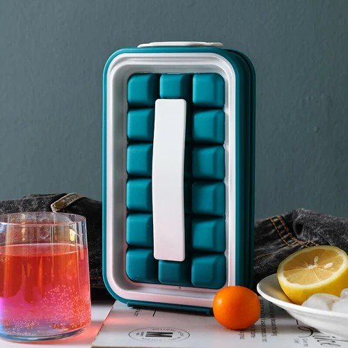 Ice hockey pot ice tray mold